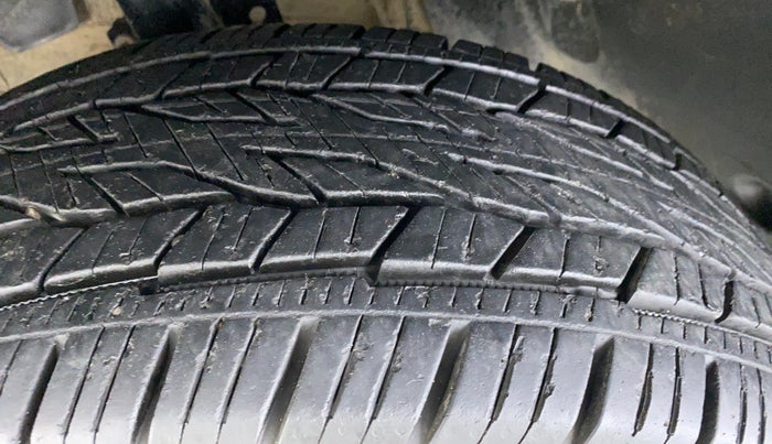 2017 Renault Duster RXS CVT 106 PS, Petrol, Automatic, 94,423 km, Left Front Tyre Tread