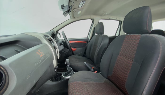 2017 Renault Duster RXS CVT 106 PS, Petrol, Automatic, 94,423 km, Right Side Front Door Cabin