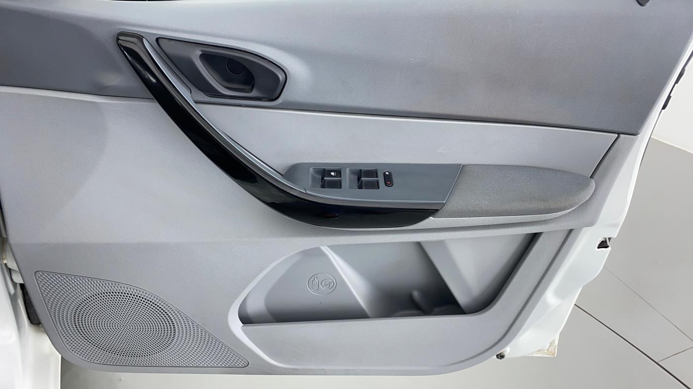 2021 Tata TIGOR XZ 1.2 REVOTRON, Petrol, Manual, 831 km, Driver Side Door Panels Control