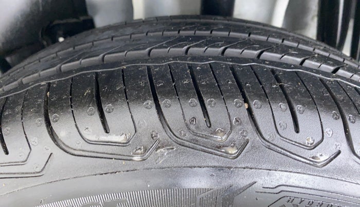 2021 Tata TIGOR XZ 1.2 REVOTRON, Petrol, Manual, 831 km, Left Rear Tyre Tread