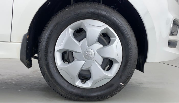 2021 Tata TIGOR XZ 1.2 REVOTRON, Petrol, Manual, 831 km, Right Front Wheel