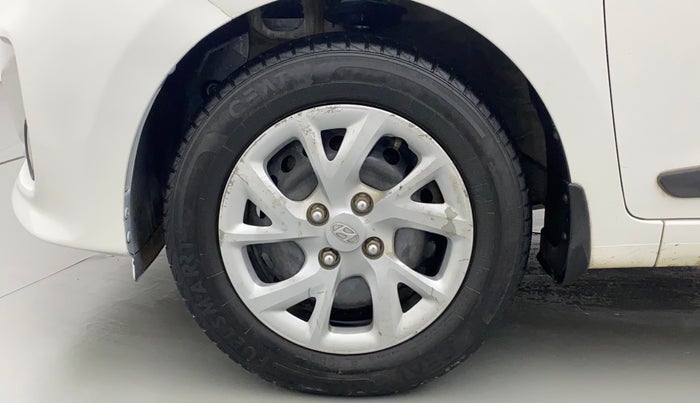 2017 Hyundai Grand i10 SPORTZ 1.2 KAPPA VTVT, Petrol, Manual, 71,306 km, Left Front Wheel