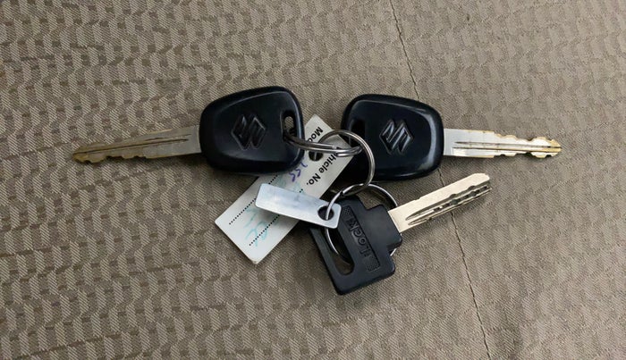 2017 Maruti Wagon R 1.0 LXI CNG, CNG, Manual, 89,289 km, Key Close Up