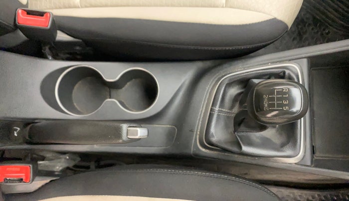 2019 Hyundai Verna 1.6 VTVT SX, Petrol, Manual, 1,27,690 km, Gear Lever