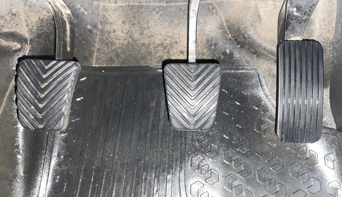 2019 Hyundai Verna 1.6 VTVT SX, Petrol, Manual, 1,27,690 km, Pedals