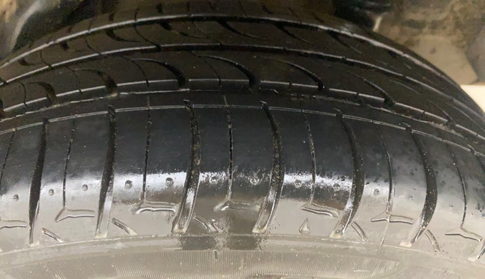 2019 Hyundai Verna 1.6 VTVT SX, Petrol, Manual, 1,27,690 km, Left Rear Tyre Tread