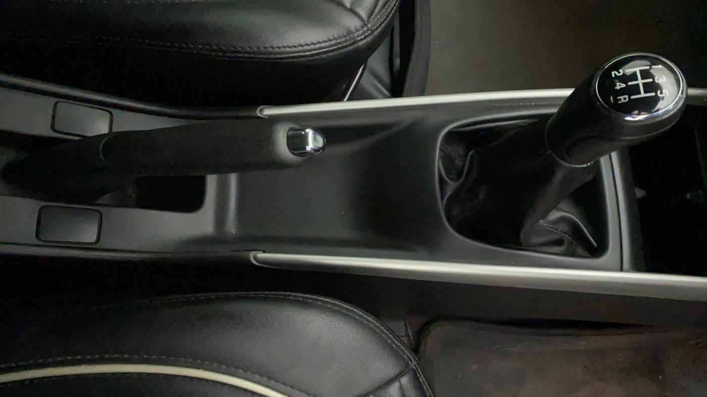 2018 Maruti Baleno ZETA PETROL 1.2, Petrol, Manual, 19,499 km, Gear Lever