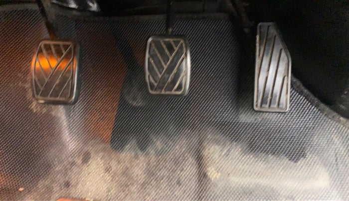 2018 Maruti Baleno ZETA PETROL 1.2, Petrol, Manual, 19,499 km, Pedals