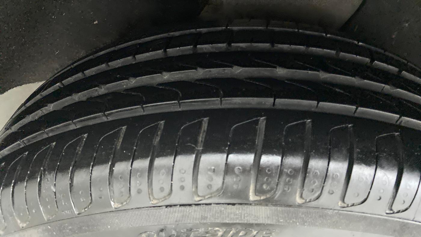 2013 BMW X3 XDRIVE 20D, Diesel, Automatic, 67,468 km, Right Rear Tyre Tread