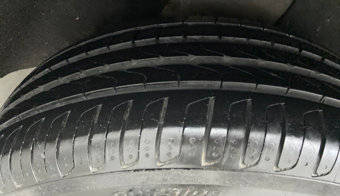 2013 BMW X3 XDRIVE 20D, Diesel, Automatic, 67,468 km, Right Rear Tyre Tread