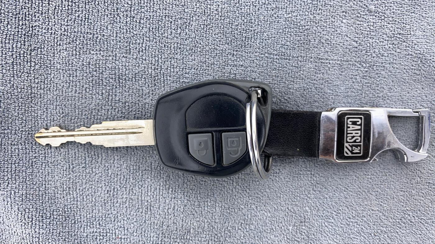 2015 Maruti Ertiga VXI, Petrol, Manual, 48,395 km, Key Close Up