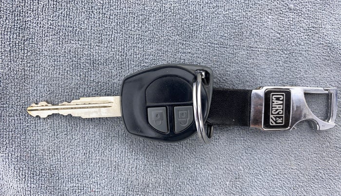 2015 Maruti Ertiga VXI, Petrol, Manual, 48,395 km, Key Close Up