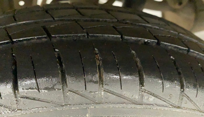 2022 Maruti Alto LXI O, Petrol, Manual, 11,677 km, Right Rear Tyre Tread