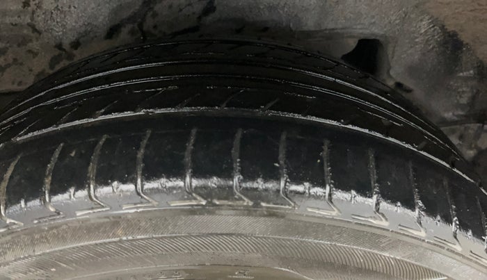 2017 Toyota Corolla Altis VL CVT PETROL, Petrol, Automatic, 98,966 km, Right Rear Tyre Tread