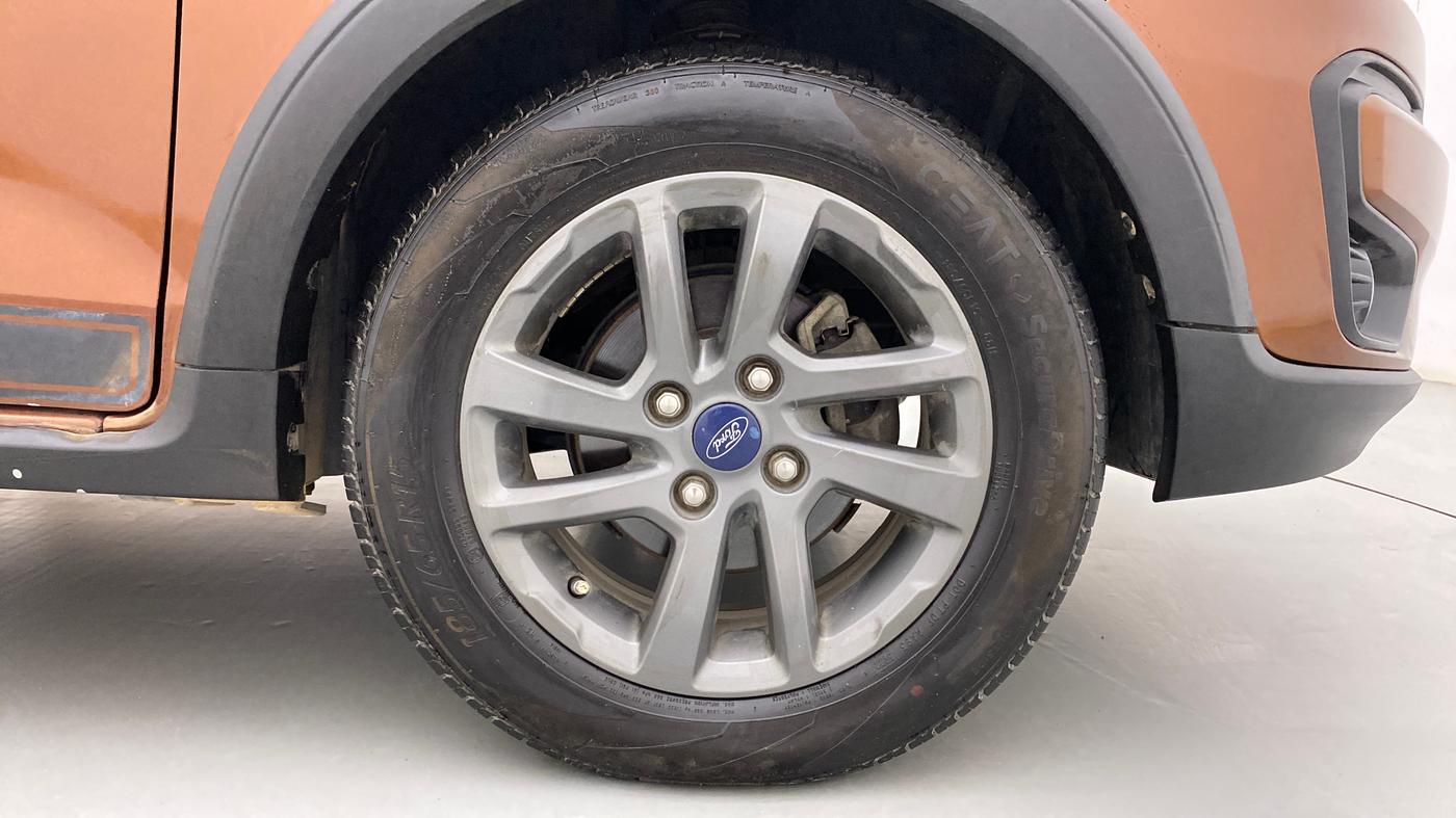 2019 Ford FREESTYLE TITANIUM PLUS 1.2 PETROL, Petrol, Manual, 76,352 km, Right Front Wheel