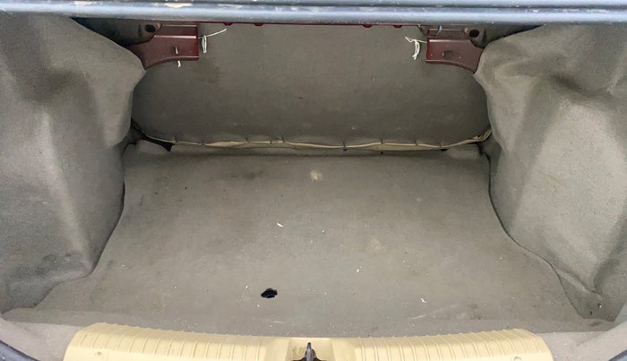 2018 Ford Figo Aspire TITANIUM 1.2 PETROL, Petrol, Manual, 32,121 km, Boot Inside