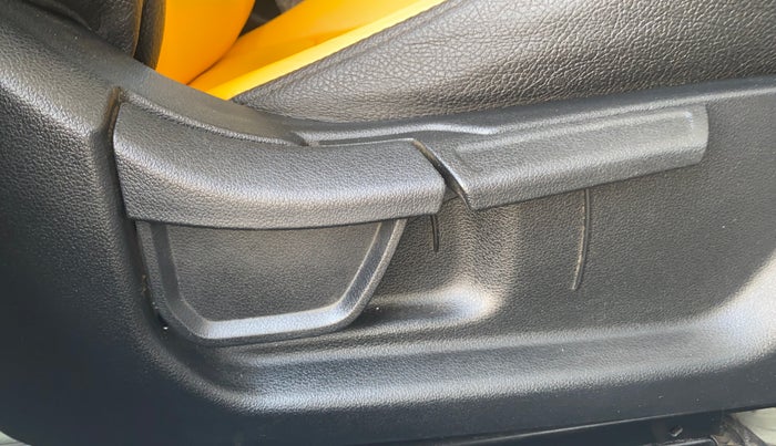 2024 Hyundai Verna SX 1.5 l MPI, Petrol, Manual, 36,728 km, Driver Side Adjustment Panel