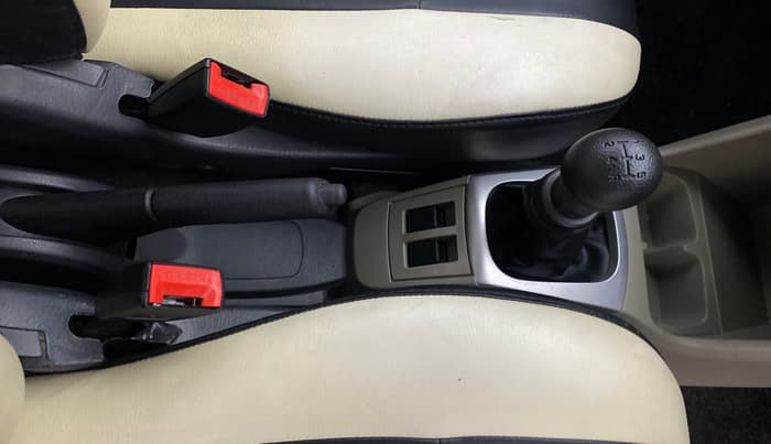 2015 Maruti Alto K10 VXI, Petrol, Manual, 34,701 km, Gear Lever