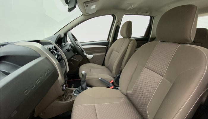2017 Renault Duster RXZ 85 PS DIESEL, Diesel, Manual, 33,368 km, Right Side Front Door Cabin