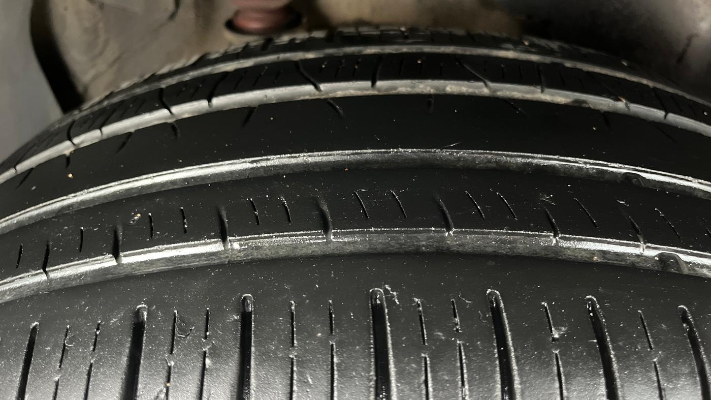 2019 Tata Harrier XZ 2.0L, Diesel, Manual, 80,830 km, Left Rear Tyre Tread