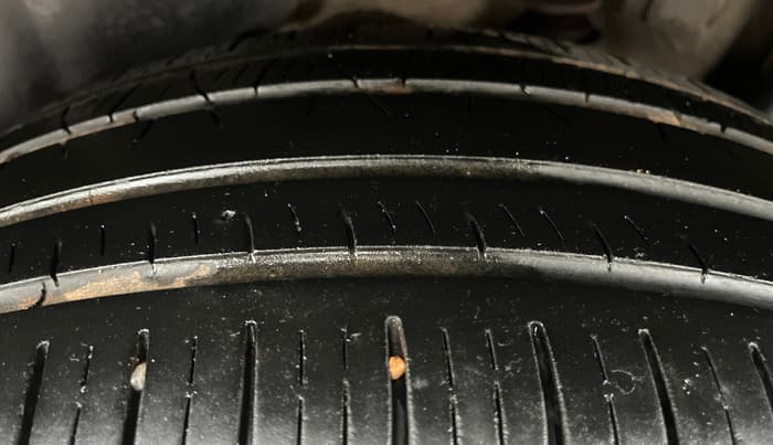 2019 Tata Harrier XZ 2.0L, Diesel, Manual, 80,830 km, Right Rear Tyre Tread