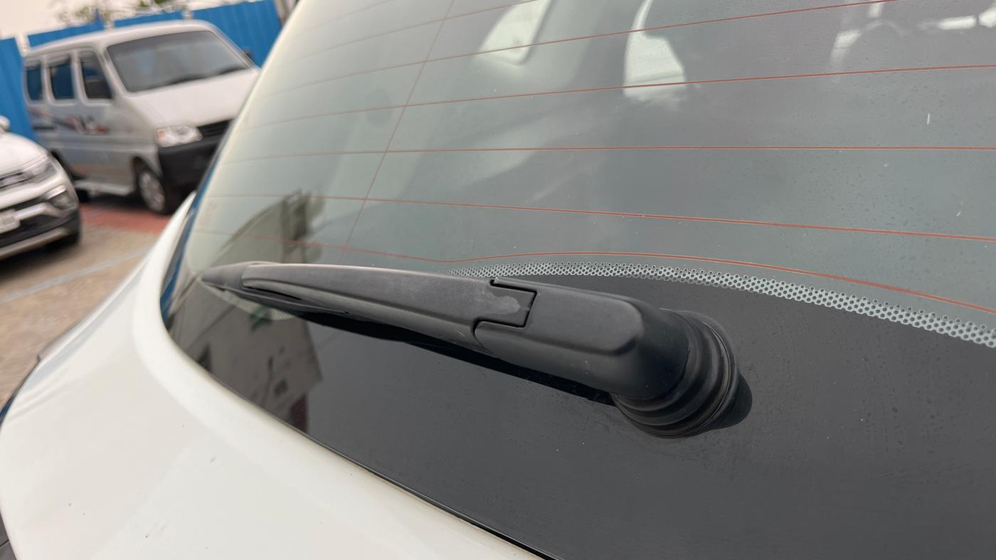 2019 Tata Harrier XZ 2.0L, Diesel, Manual, 80,830 km, Rear Wiper