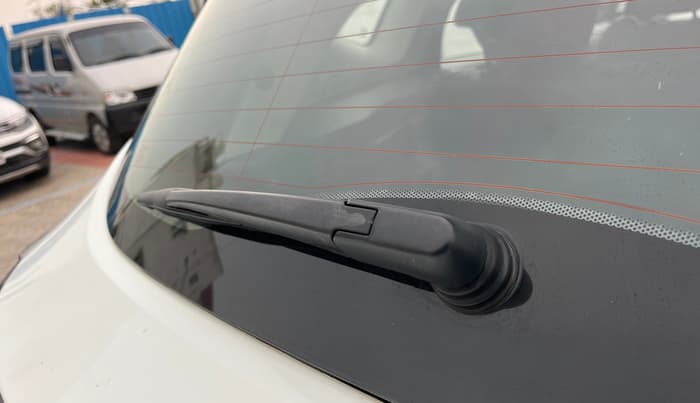 2019 Tata Harrier XZ 2.0L, Diesel, Manual, 80,830 km, Rear Wiper