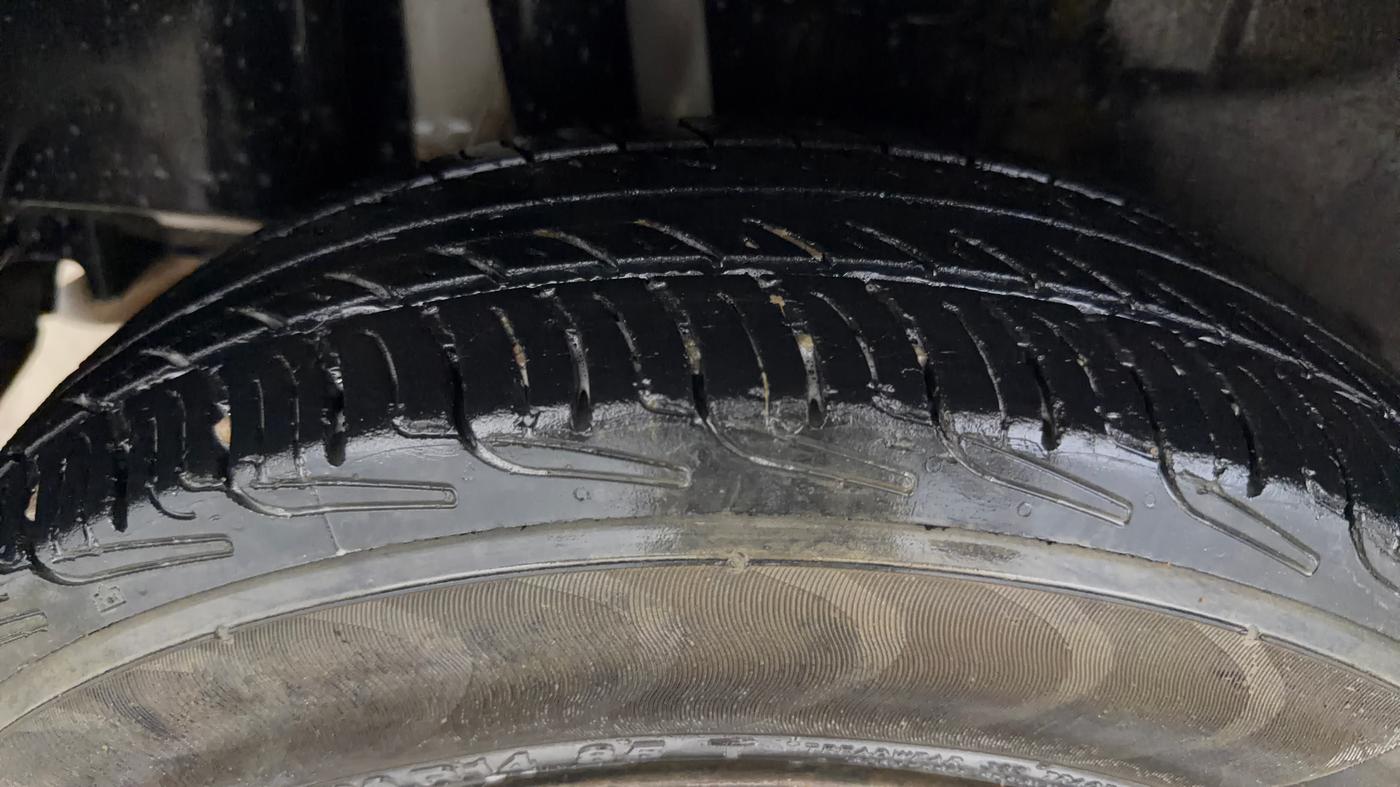 2019 Maruti Swift LXI, Petrol, Manual, 48,870 km, Right Rear Tyre Tread
