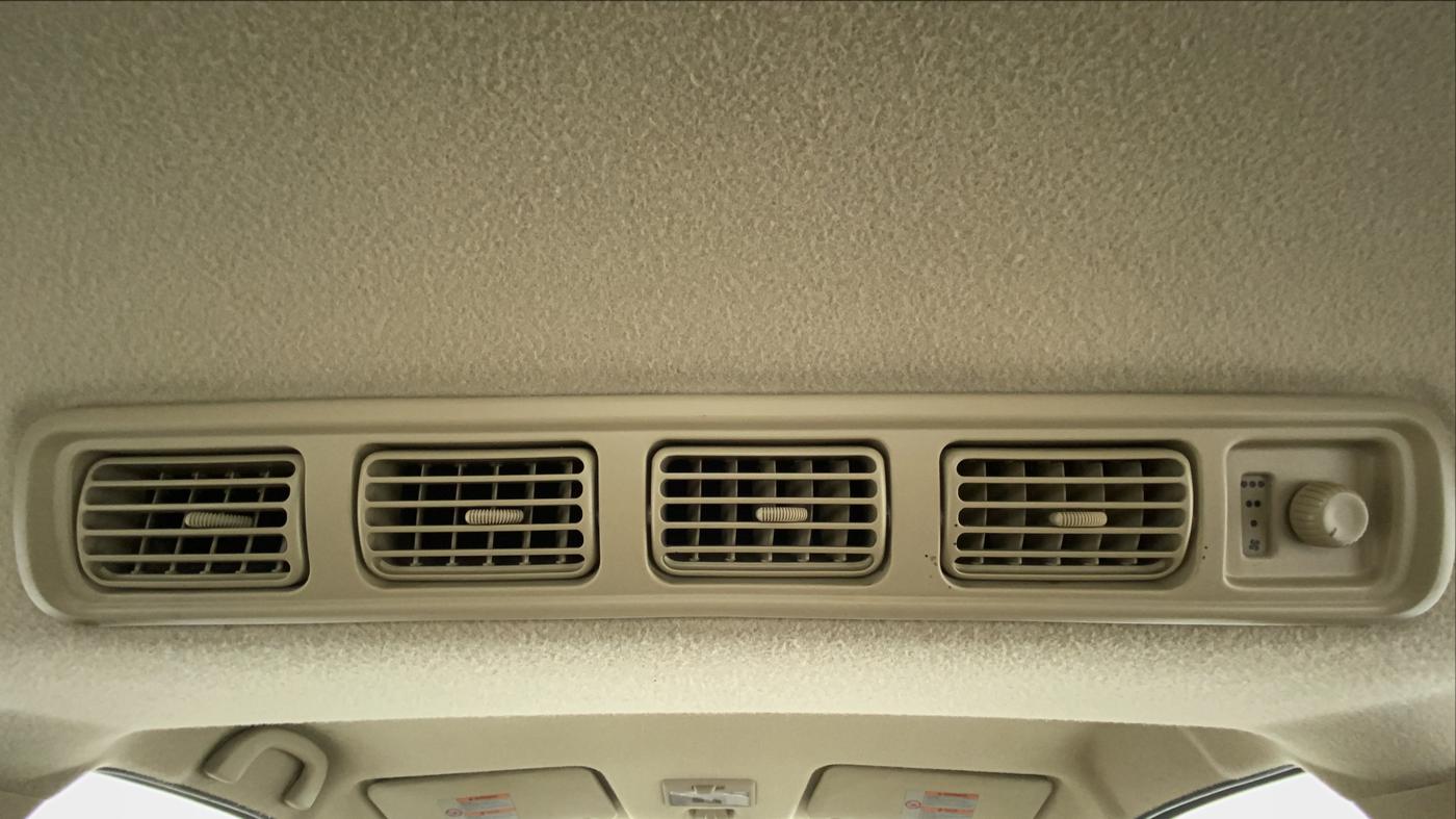 2014 Maruti Ertiga ZDI, Diesel, Manual, 66,575 km, Rear AC Vents