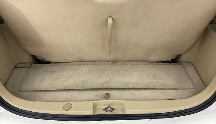 2014 Maruti Ertiga ZDI, Diesel, Manual, 66,575 km, Boot Inside