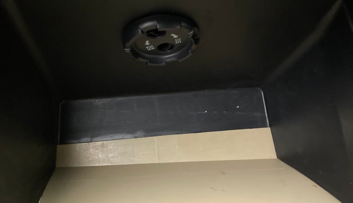 2019 Toyota YARIS J CVT, Petrol, Automatic, 18,535 km, Cooled Glove Box