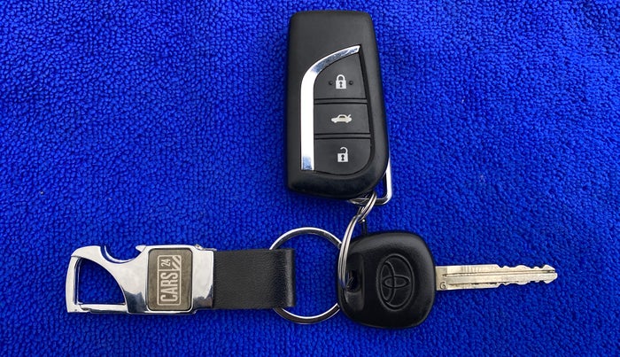 2019 Toyota YARIS J CVT, Petrol, Automatic, 18,535 km, Key Close Up