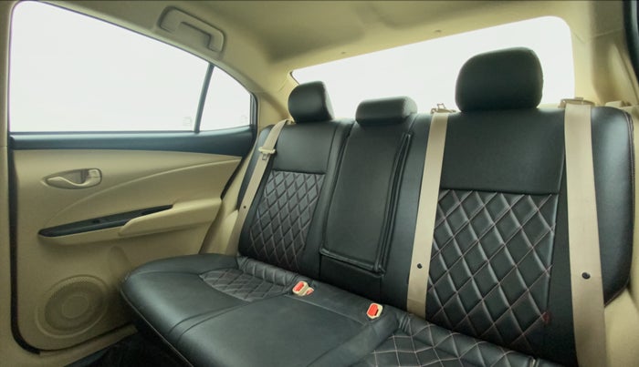 2019 Toyota YARIS J CVT, Petrol, Automatic, 18,535 km, Right Side Rear Door Cabin