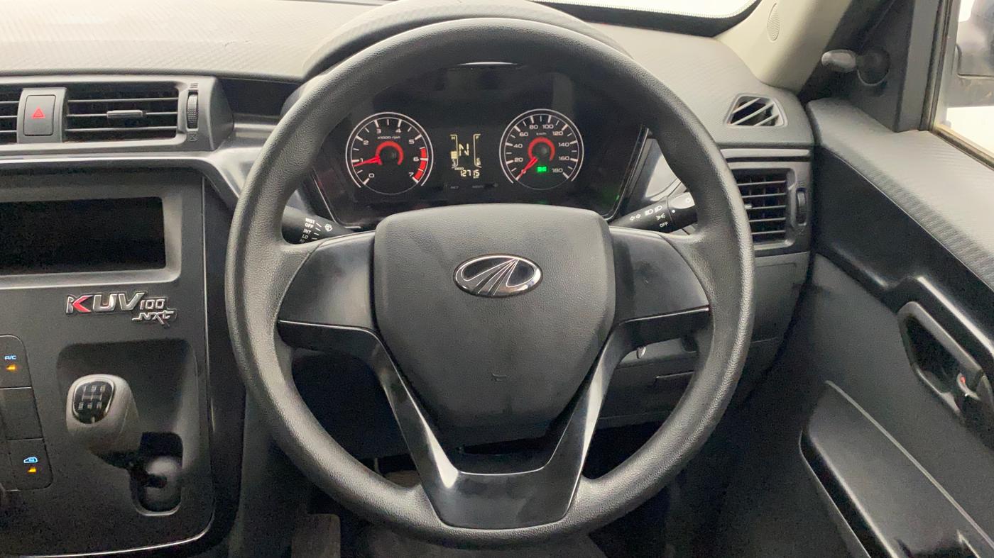 2018 Mahindra KUV 100 NXT K2 P 6 STR, Petrol, Manual, 13,243 km, Steering Wheel Close Up