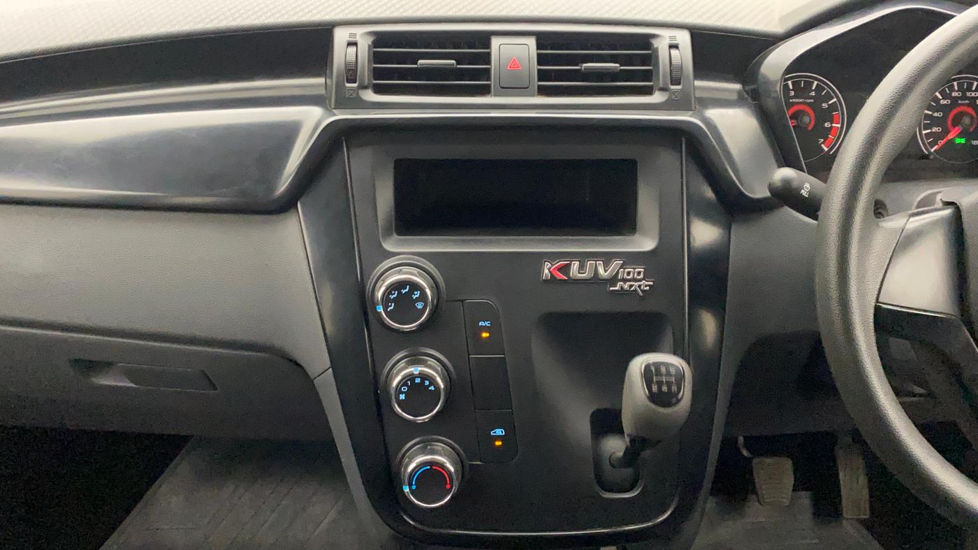2018 Mahindra KUV 100 NXT K2 P 6 STR, Petrol, Manual, 13,243 km, Air Conditioner