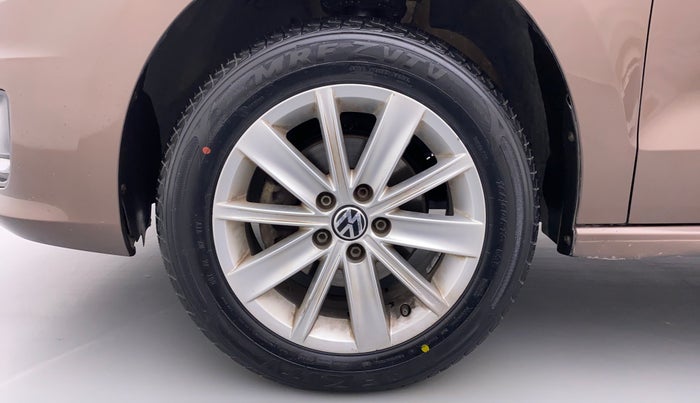 2017 Volkswagen Vento HIGHLINE PLUS TDI MT, Diesel, Manual, 38,676 km, Left Front Wheel