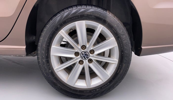 2017 Volkswagen Vento HIGHLINE PLUS TDI MT, Diesel, Manual, 38,676 km, Left Rear Wheel