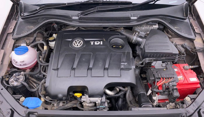 2017 Volkswagen Vento HIGHLINE PLUS TDI MT, Diesel, Manual, 38,676 km, Engine Bonet View