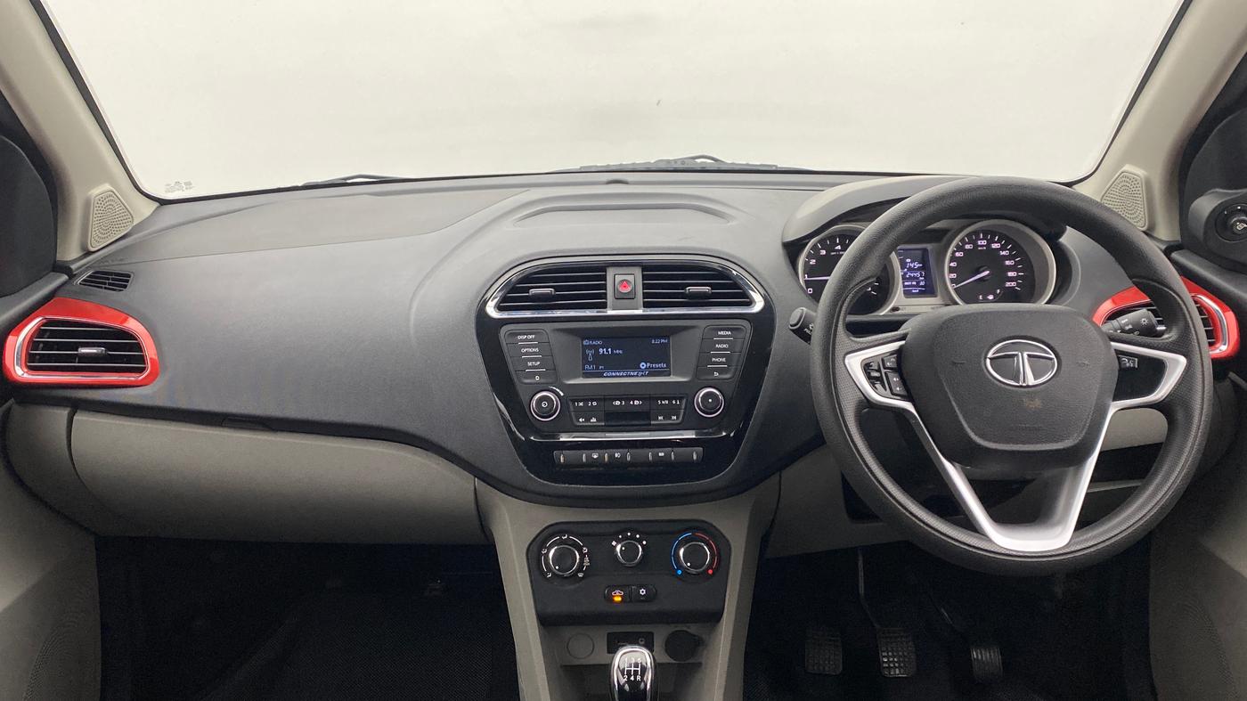 2017 Tata Tiago XZ 1.2 REVOTRON, Petrol, Manual, 24,494 km, Dashboard