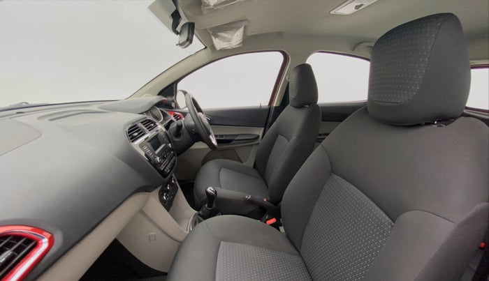 2017 Tata Tiago XZ 1.2 REVOTRON, Petrol, Manual, 24,494 km, Right Side Front Door Cabin