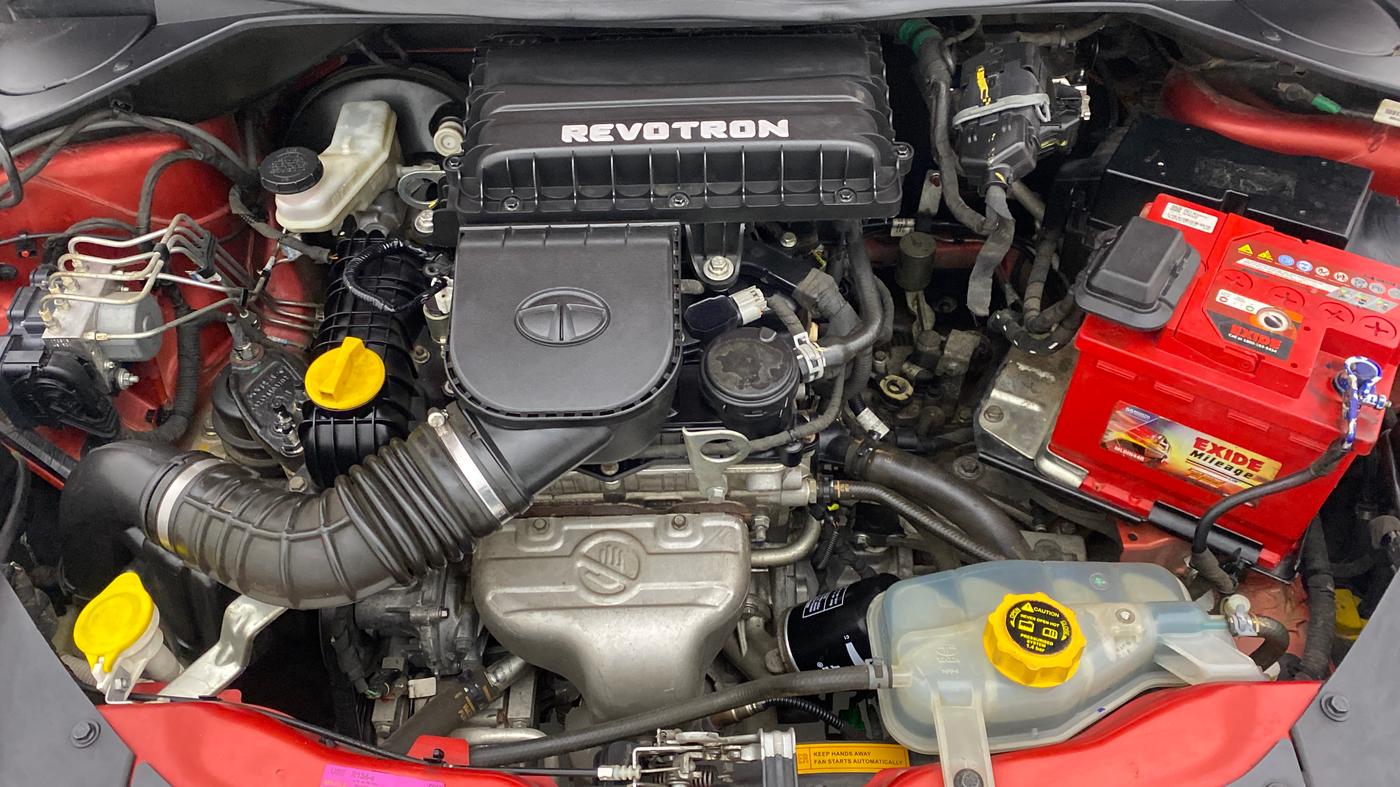 2017 Tata Tiago XZ 1.2 REVOTRON, Petrol, Manual, 24,494 km, Open Bonet