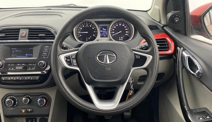 2017 Tata Tiago XZ 1.2 REVOTRON, Petrol, Manual, 24,494 km, Steering Wheel Close Up