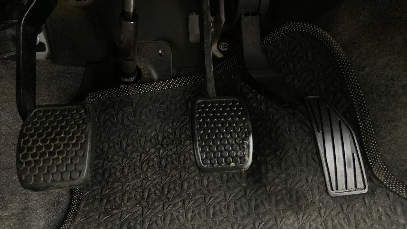 2018 Maruti Alto K10 VXI P, Petrol, Manual, 23,444 km, Pedals