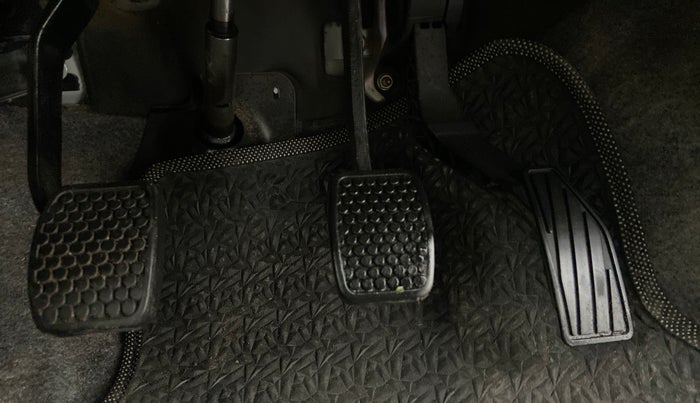 2018 Maruti Alto K10 VXI P, Petrol, Manual, 23,444 km, Pedals