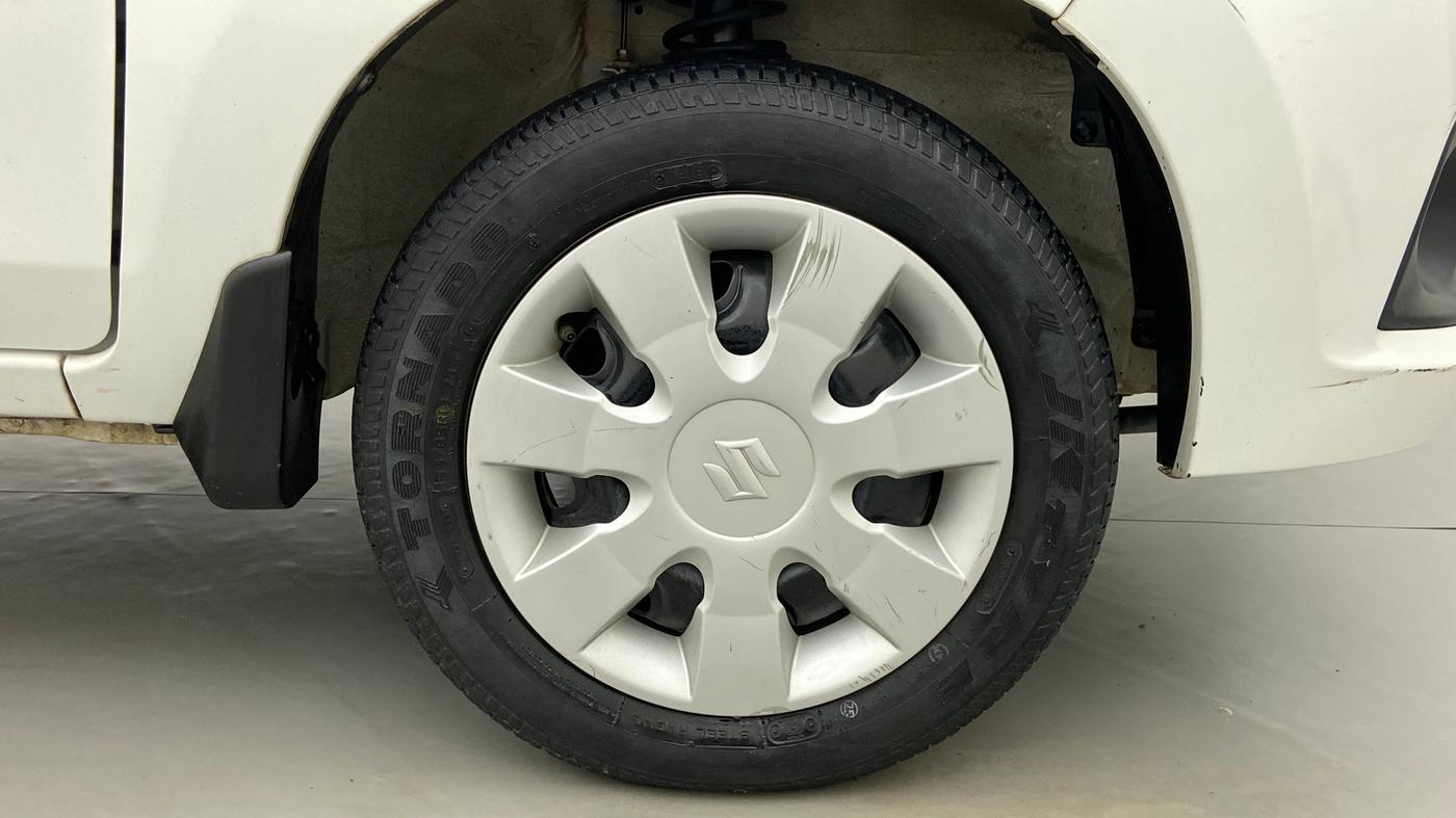 2018 Maruti Alto K10 VXI P, Petrol, Manual, 23,444 km, Right Front Wheel