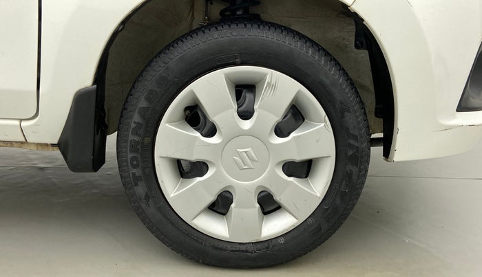 2018 Maruti Alto K10 VXI P, Petrol, Manual, 23,444 km, Right Front Wheel