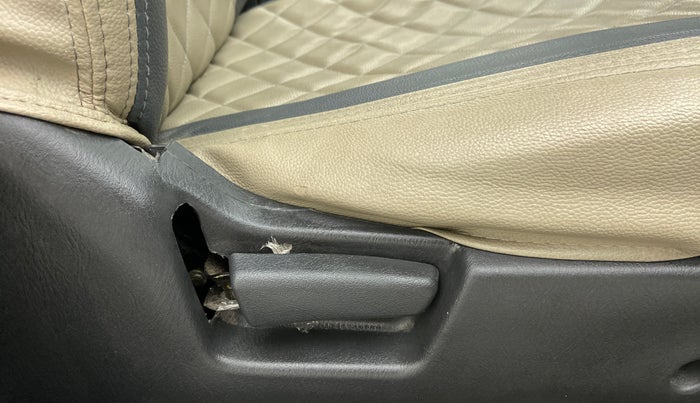 2018 Maruti Alto K10 VXI P, Petrol, Manual, 23,444 km, Driver Side Adjustment Panel