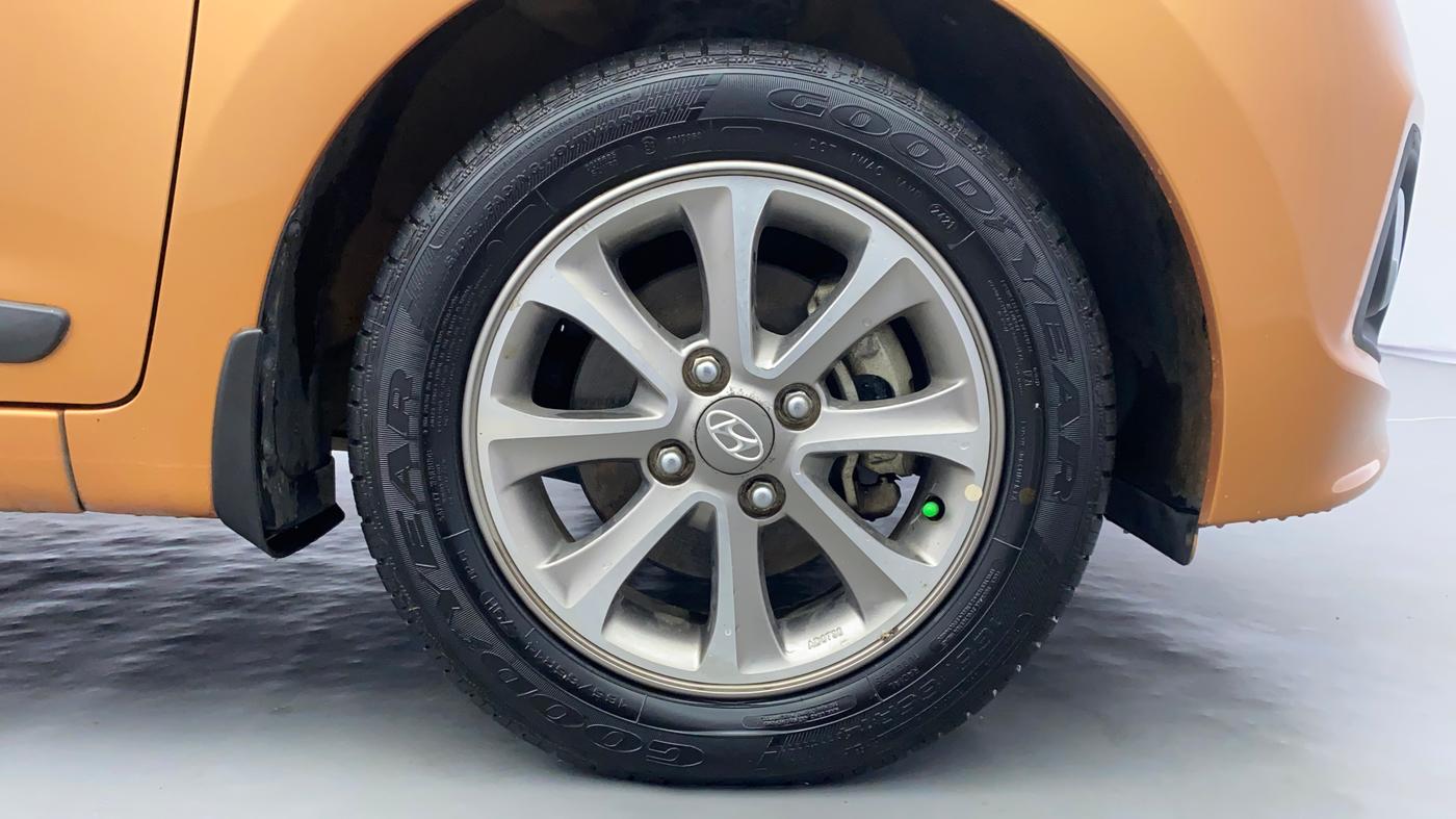 2015 Hyundai Grand i10 ASTA 1.2 KAPPA VTVT, Petrol, Manual, 50,840 km, Right Front Wheel