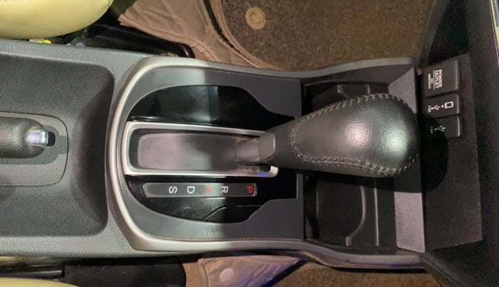 2020 Honda City 1.5L I-VTEC ZX CVT, Petrol, Automatic, 72,223 km, Gear Lever