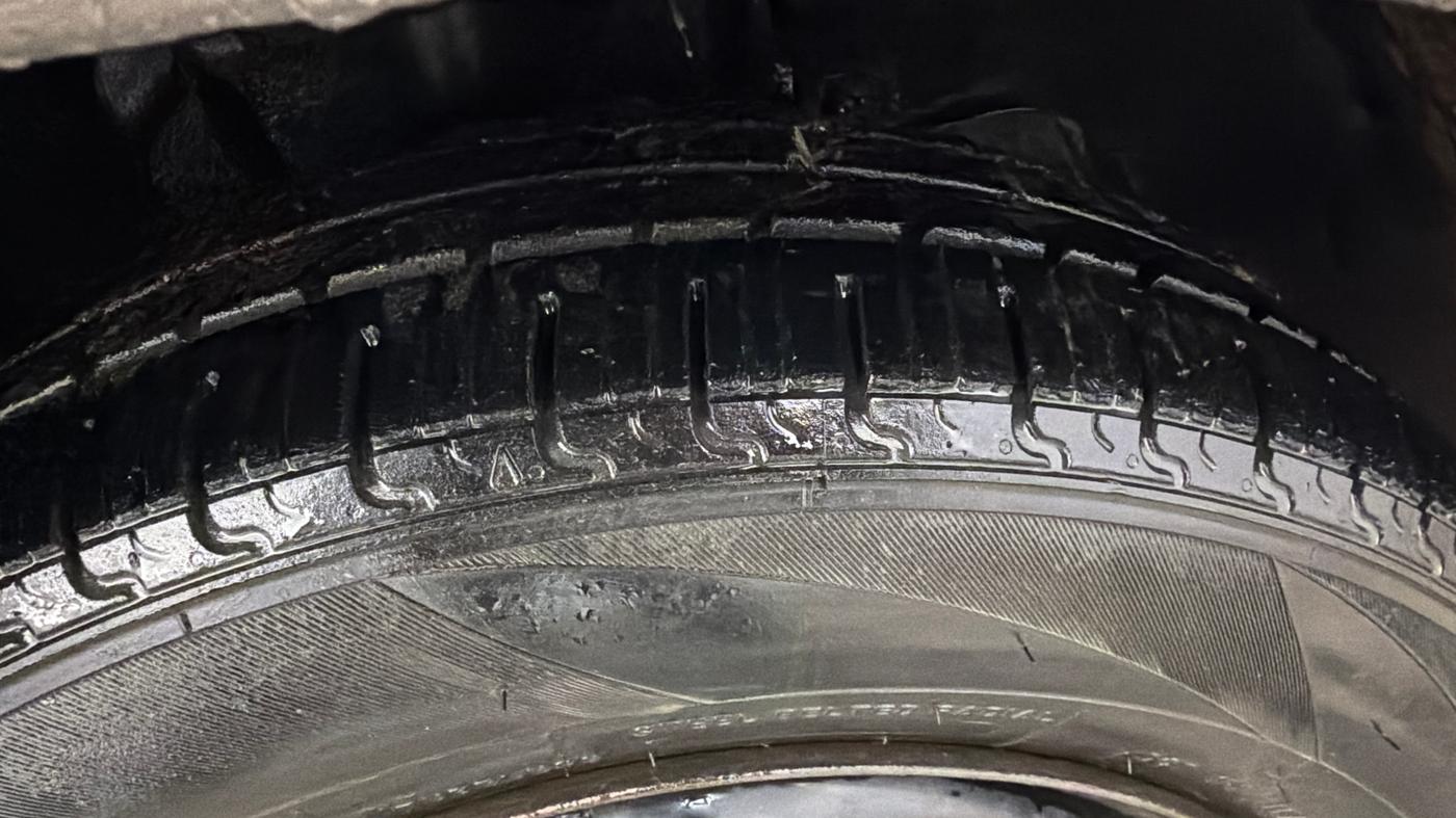 2017 Tata Tiago XT PETROL, Petrol, Manual, 54,084 km, Right Front Tyre Tread